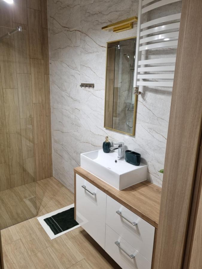 Apartament Sloneczny -Sciegiennego Kielce Kültér fotó